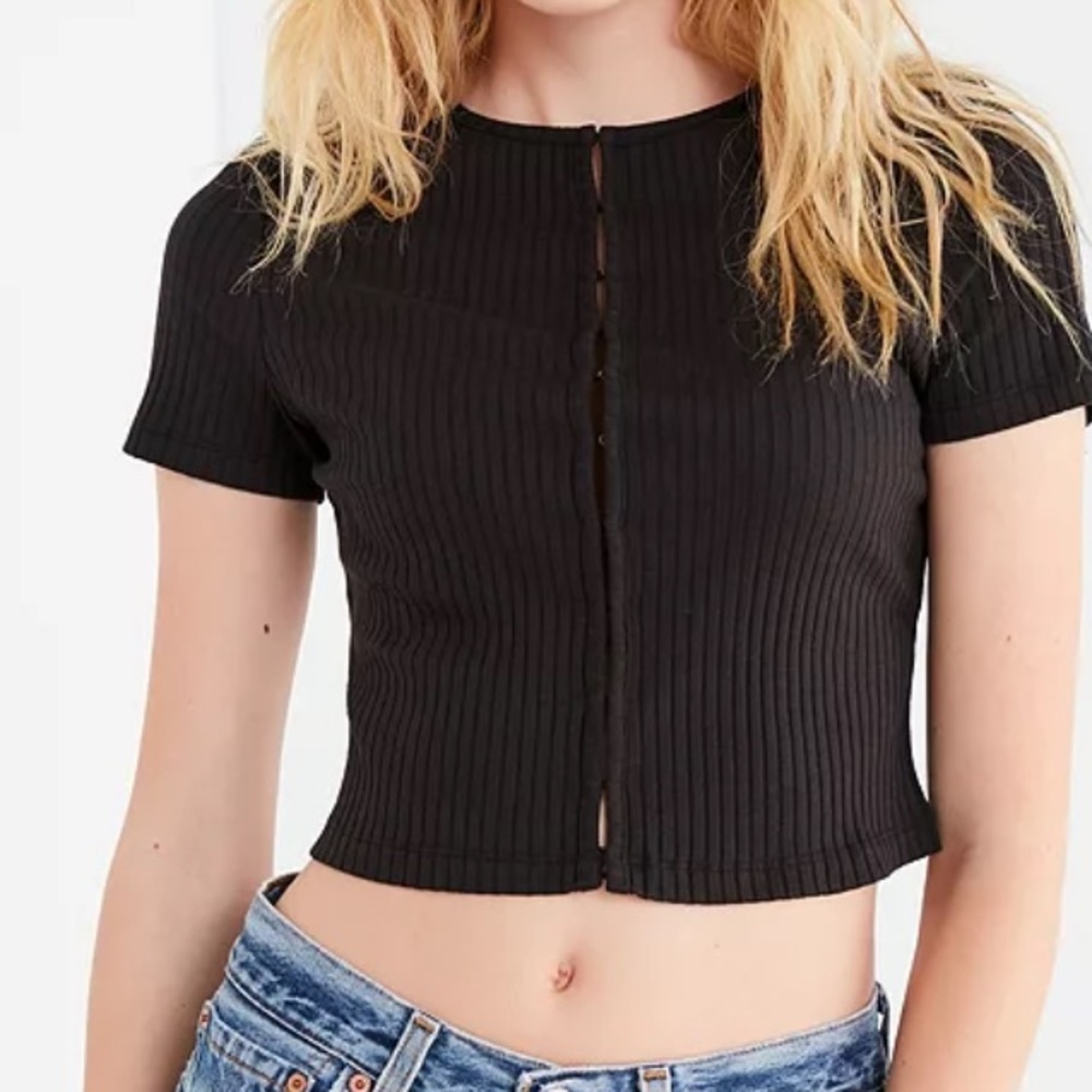 Urban outfitters Annabella black hook and eye ribbed crop top short size XS